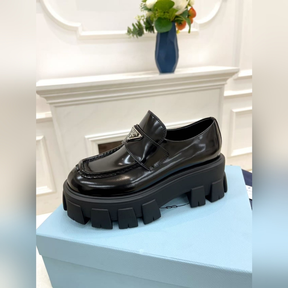 Prada Monolith leather Loafers - Picture 5 of 8